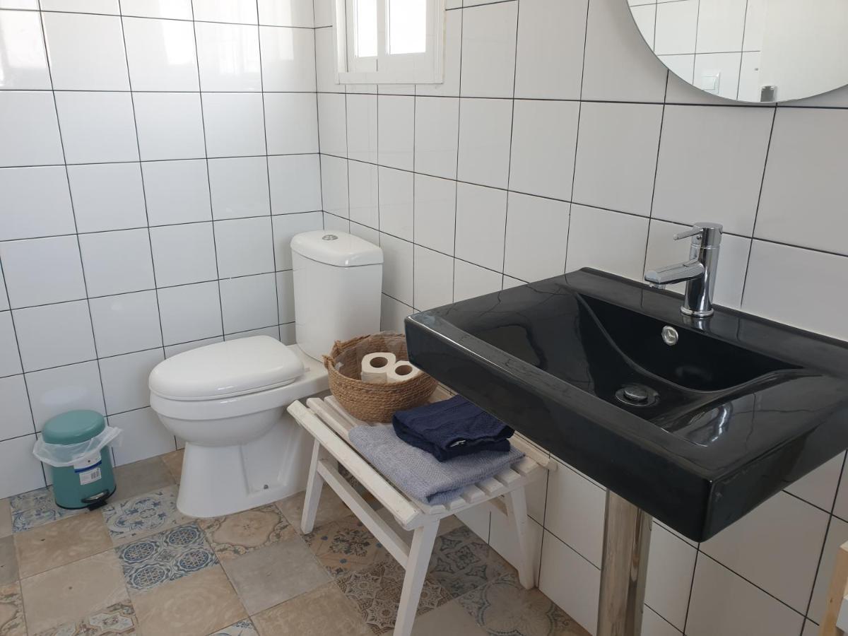איסלה קנלה Oh! Cinnamon Beach Guest House מראה חיצוני תמונה