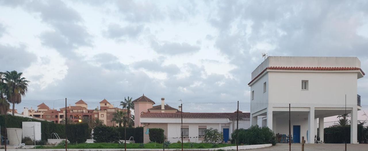 איסלה קנלה Oh! Cinnamon Beach Guest House מראה חיצוני תמונה
