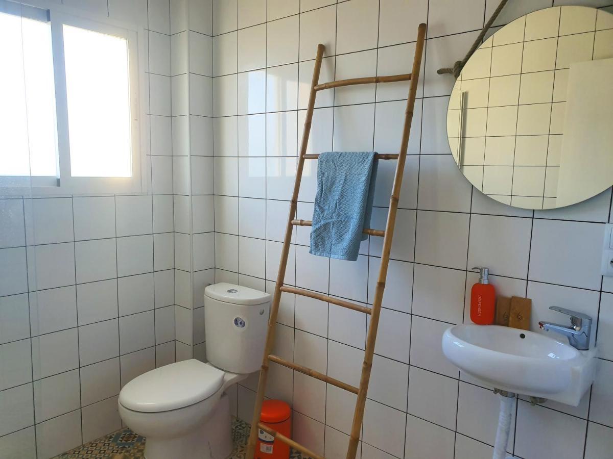 איסלה קנלה Oh! Cinnamon Beach Guest House מראה חיצוני תמונה