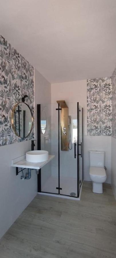 איסלה קנלה Oh! Cinnamon Beach Guest House מראה חיצוני תמונה
