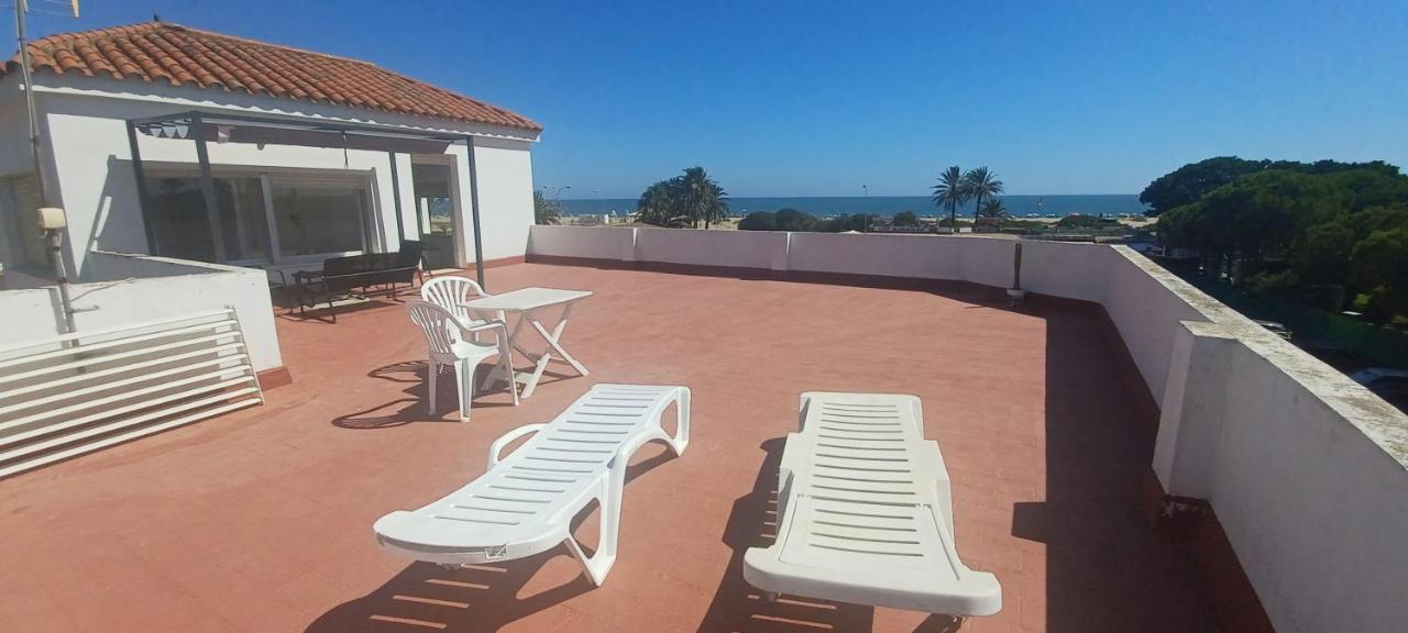 איסלה קנלה Oh! Cinnamon Beach Guest House מראה חיצוני תמונה