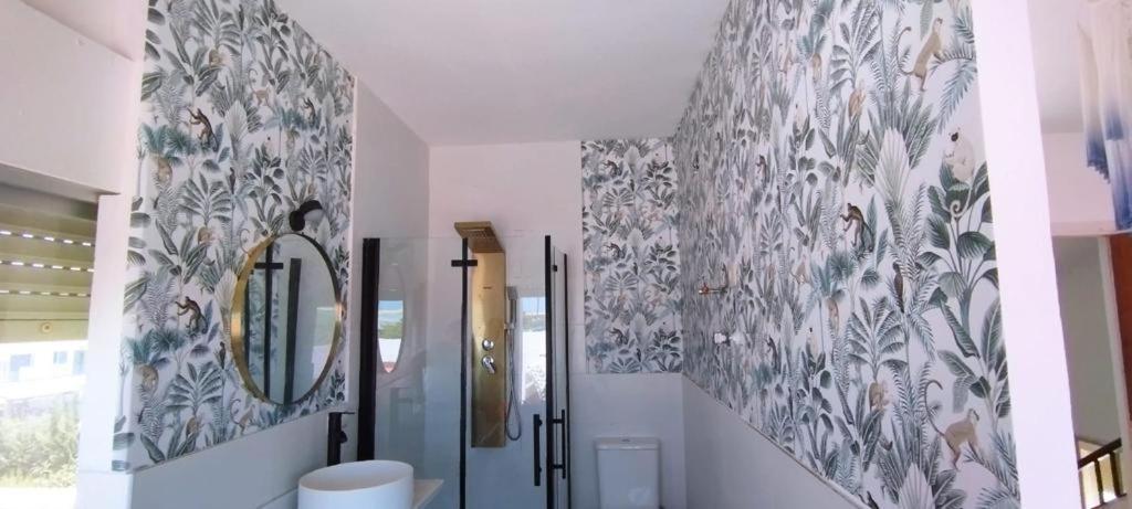 איסלה קנלה Oh! Cinnamon Beach Guest House מראה חיצוני תמונה